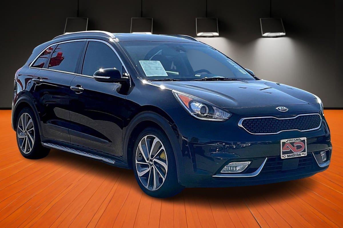 2018 Kia Niro Touring photo 3