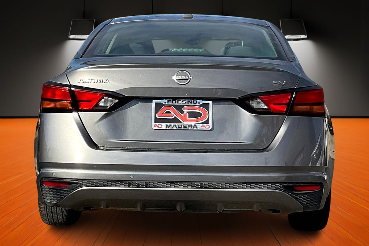 2024 Nissan Altima 2.5 SV photo 4