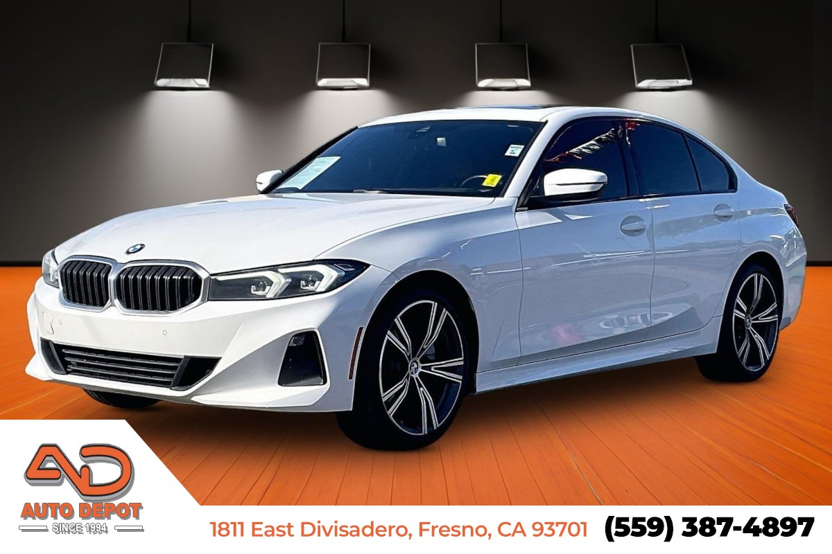 2023 BMW 3 Series 330i Sedan's photo