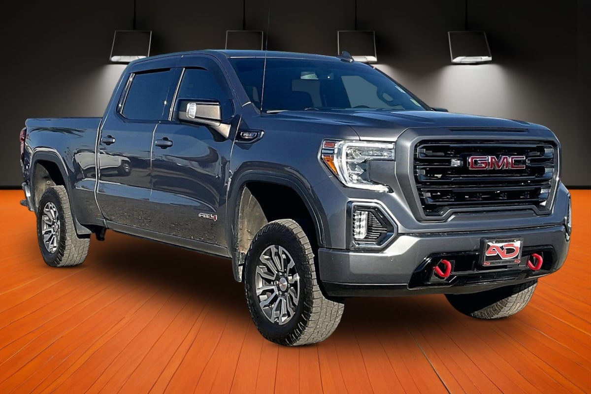 Photo 3 of this GMC Sierra 1500