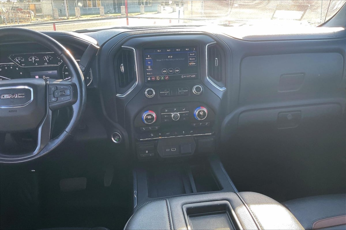 Photo 6 of this GMC Sierra 1500
