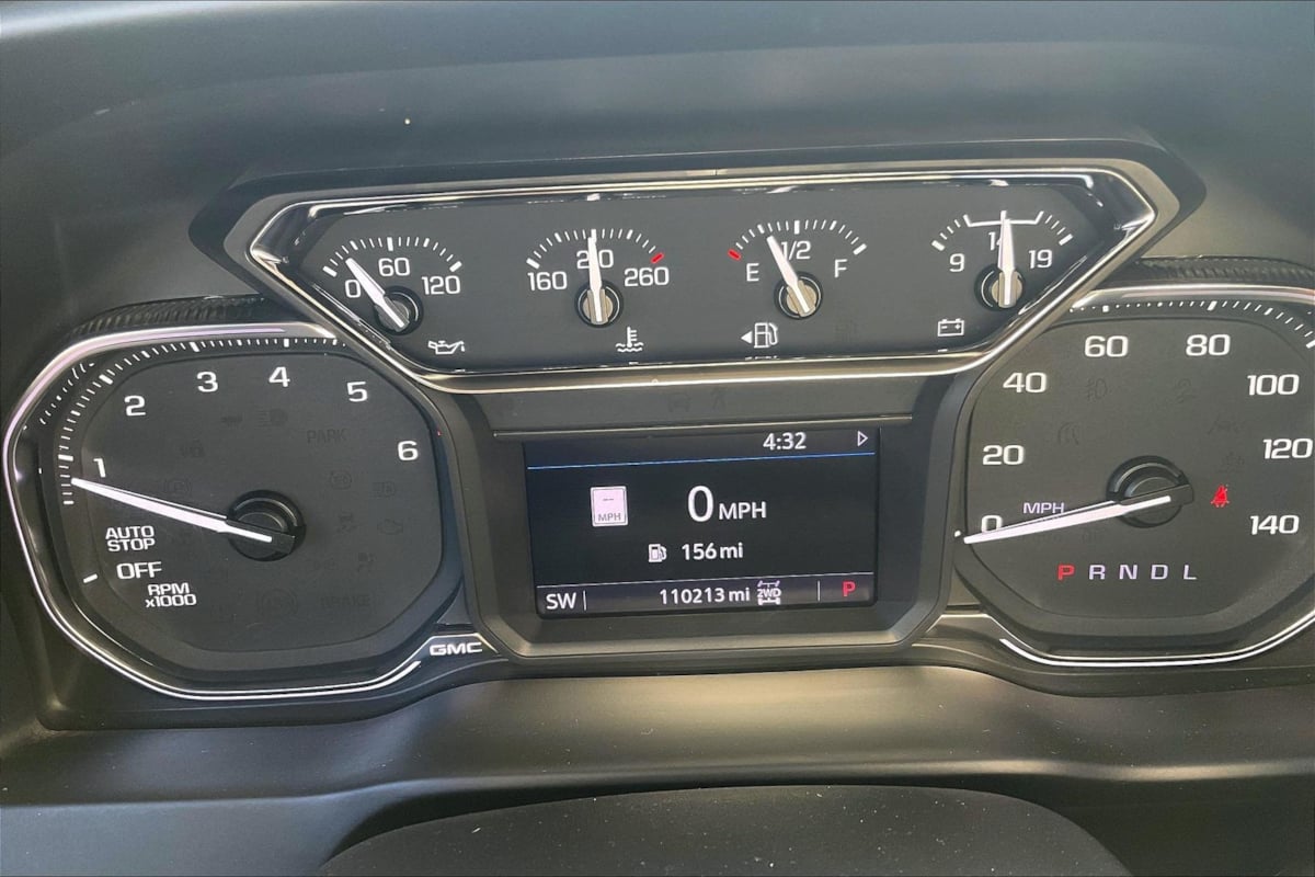Photo 16 of this GMC Sierra 1500