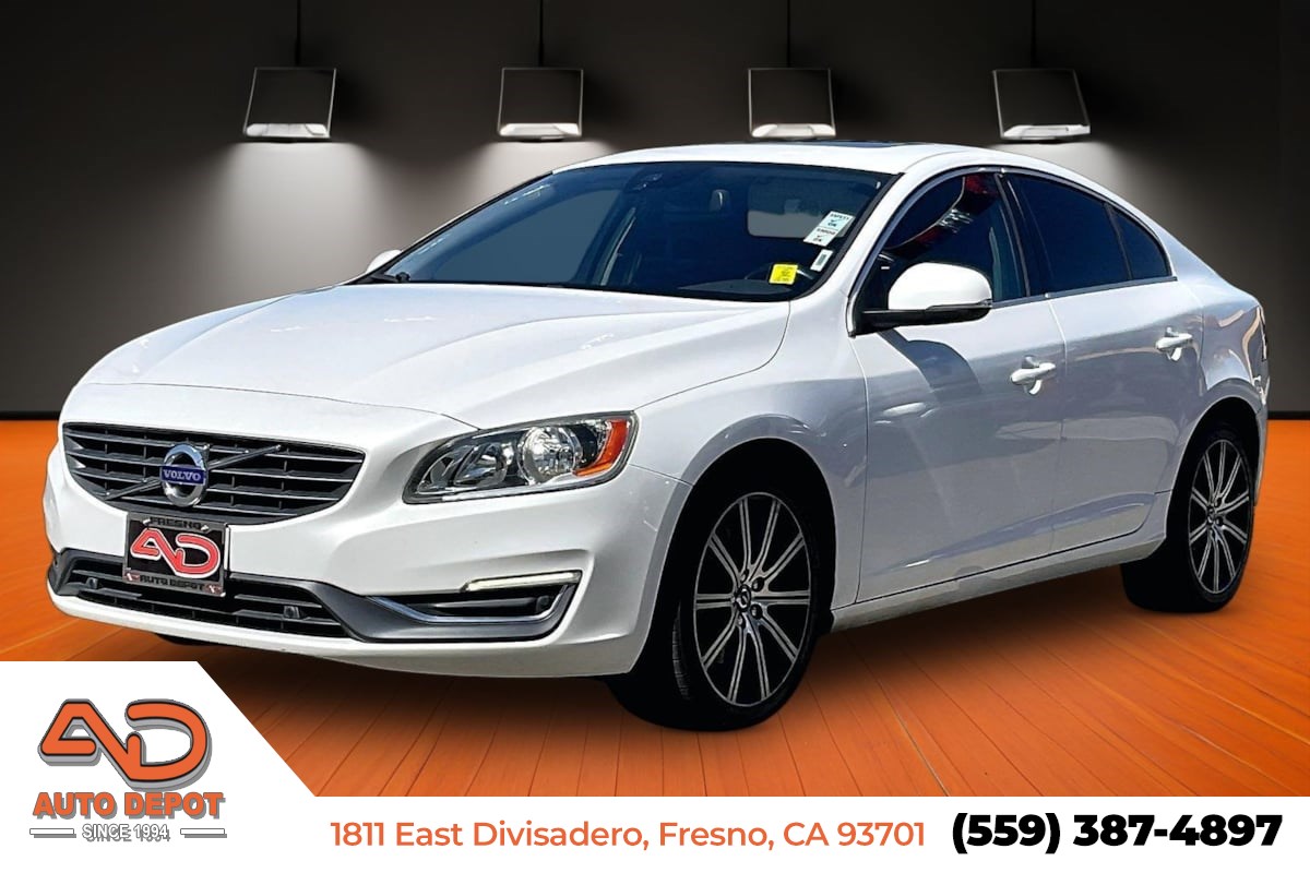 2014 Volvo S60 T6 AWD Auto's photo