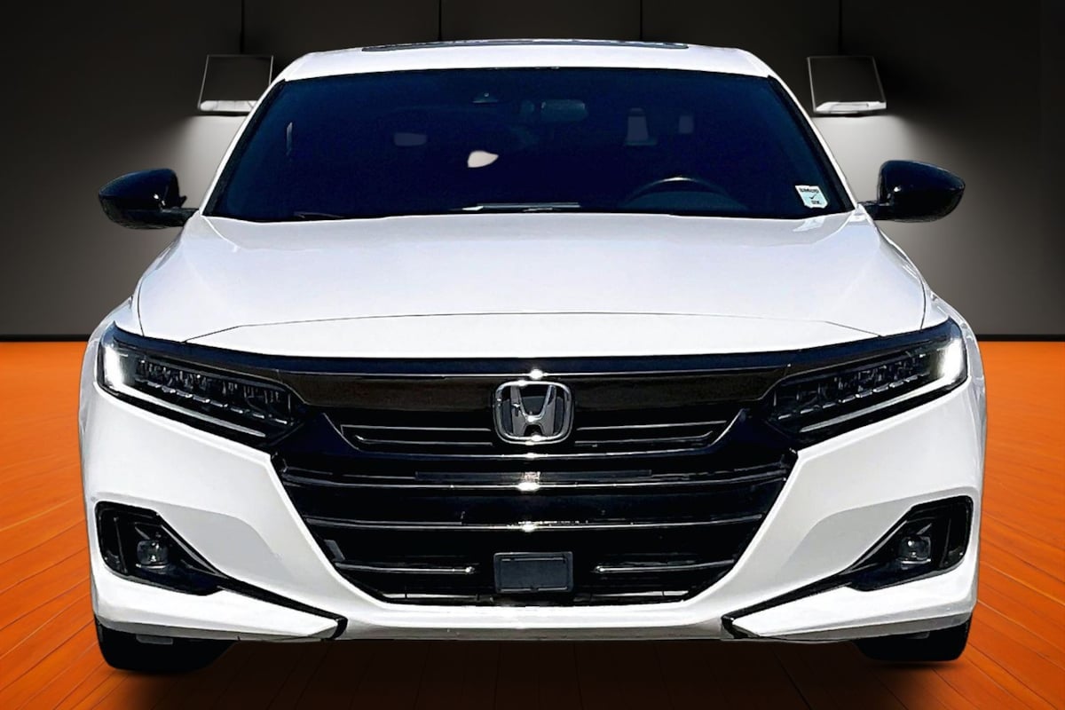 Photo 2 of this Honda Accord Sedan