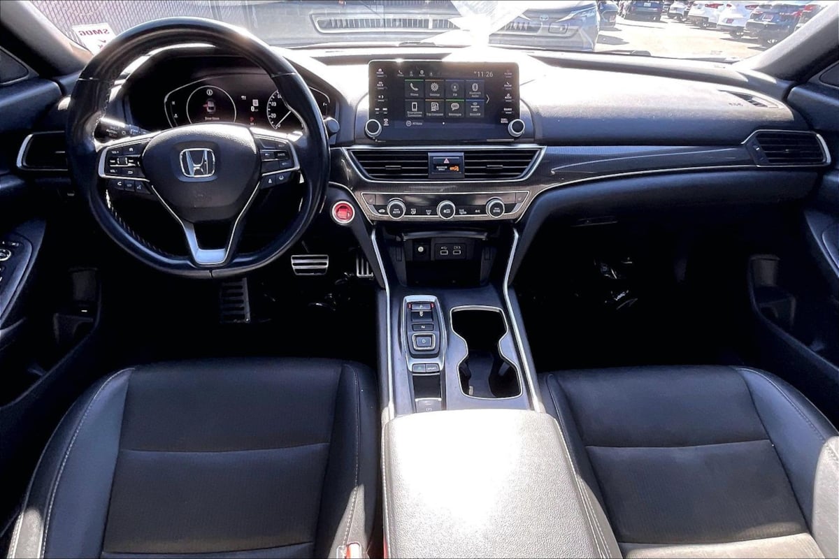 Photo 13 of this Honda Accord Sedan