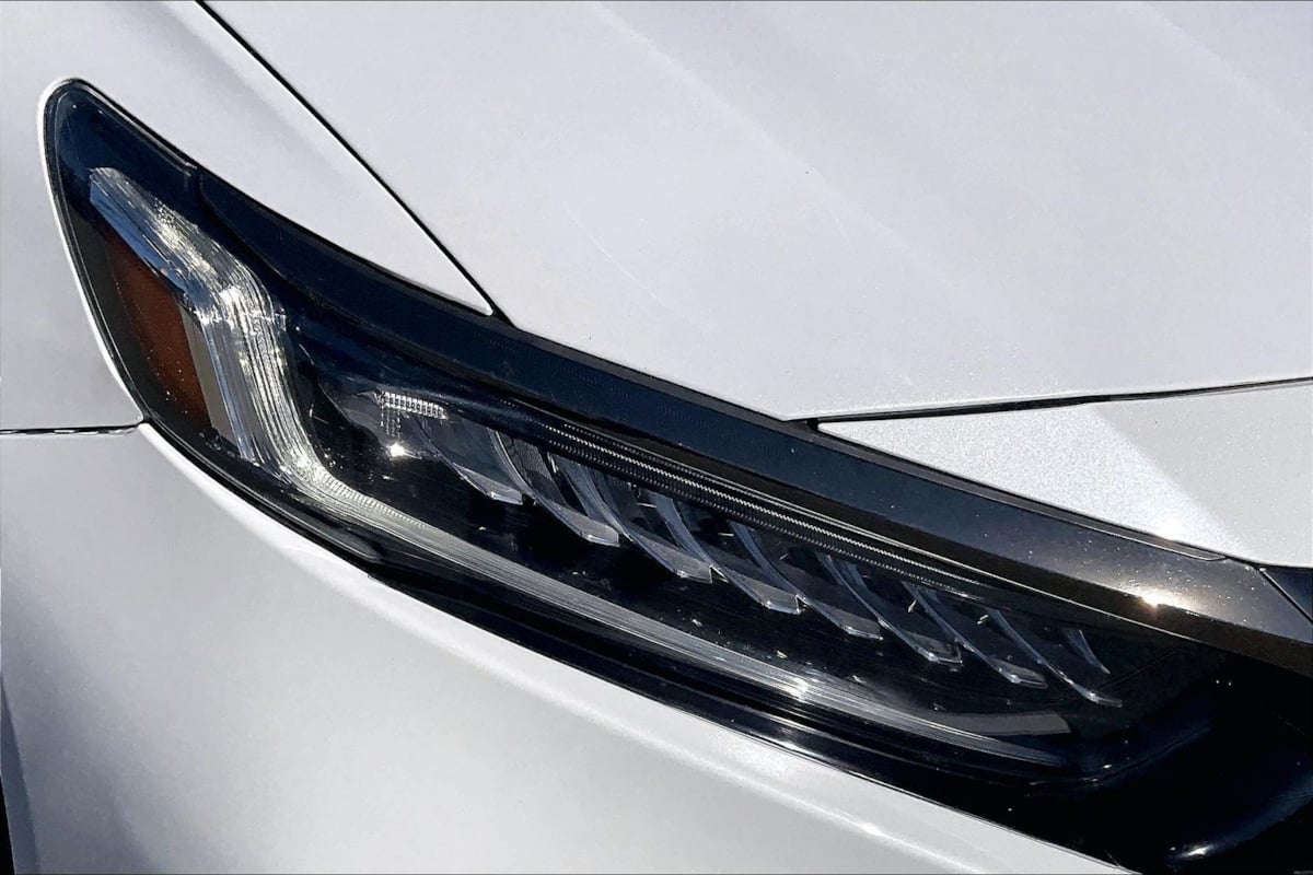 Photo 23 of this Honda Accord Sedan