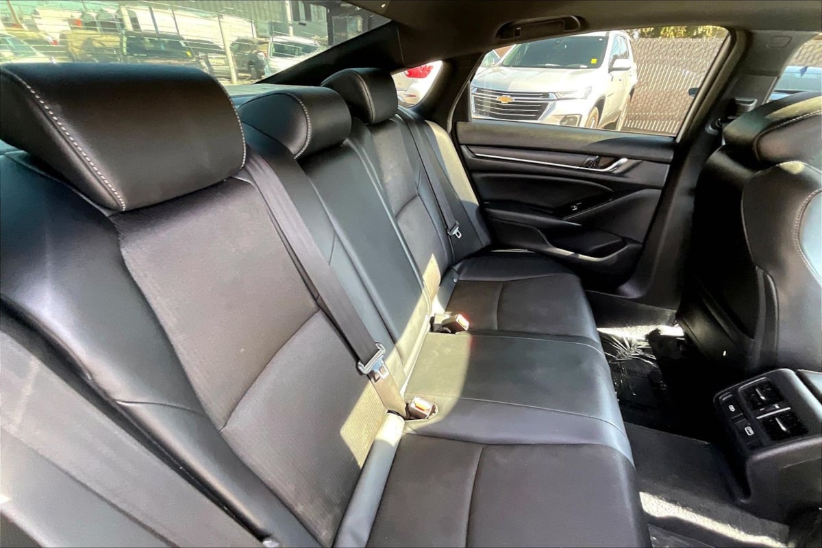 Photo 22 of this Honda Accord Sedan