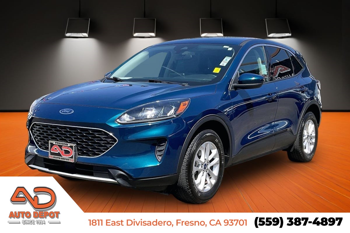 2020 Ford Escape SE