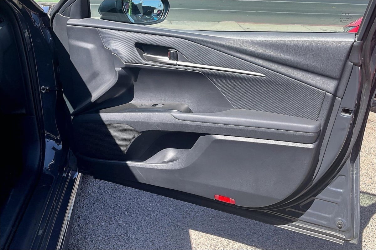 Photo 19 of this Toyota Camry