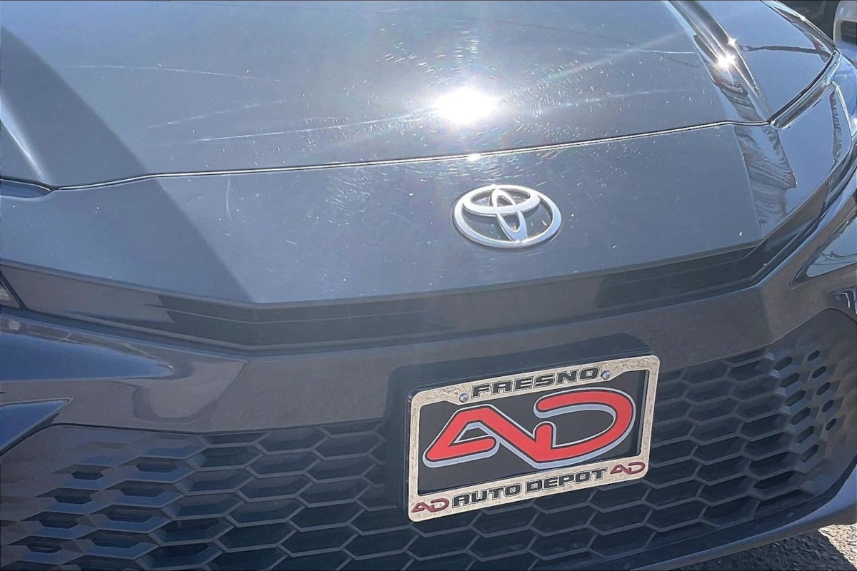Photo 25 of this Toyota Camry
