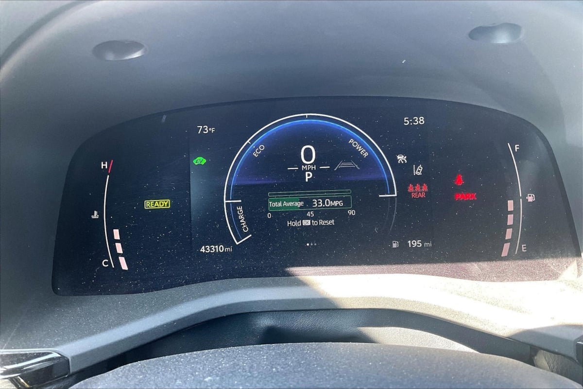 Photo 16 of this Toyota Camry