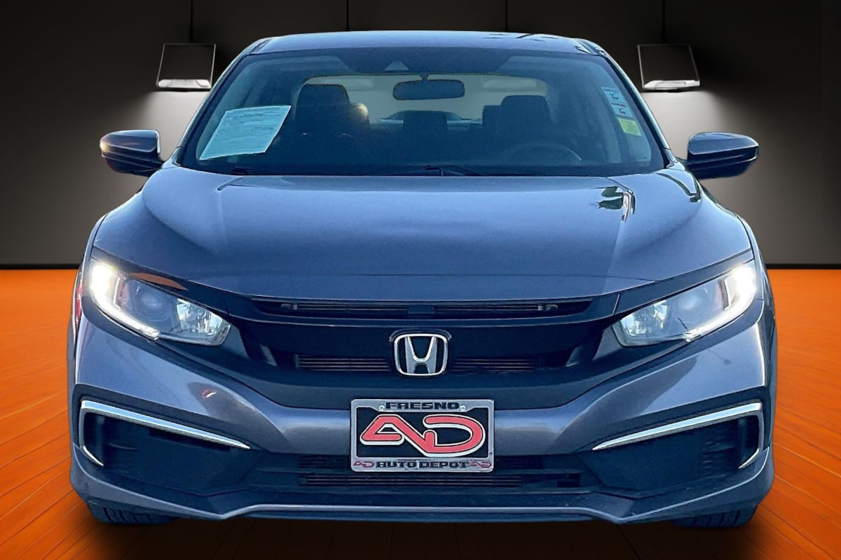 Photo 2 of this Honda Civic Sedan