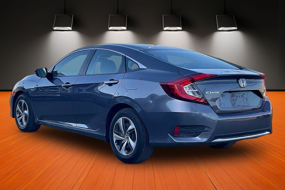 Photo 10 of this Honda Civic Sedan