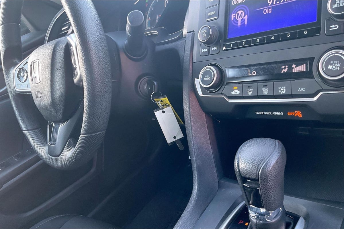 Photo 9 of this Honda Civic Sedan