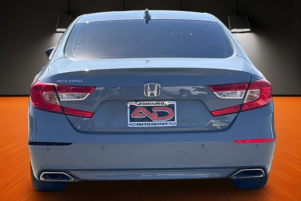 Photo 4 of this Honda Accord Sedan
