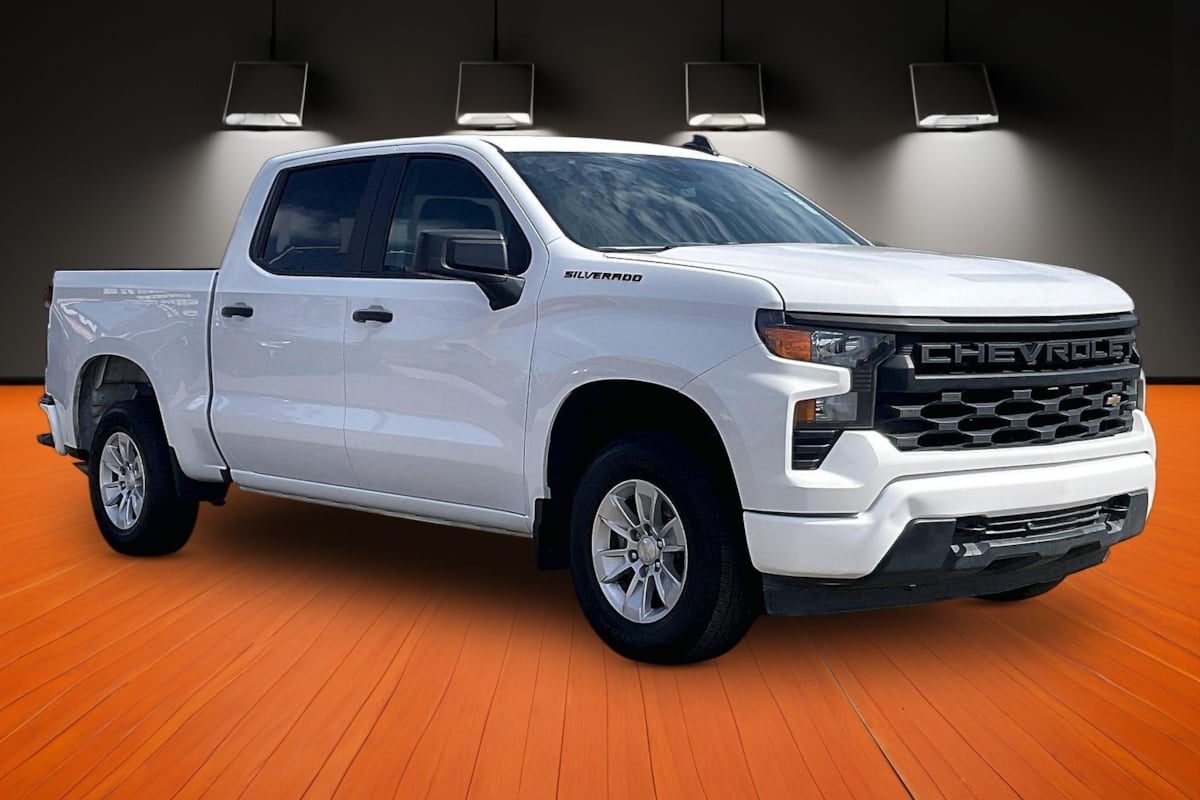Photo 3 of this Chevrolet Silverado 1500