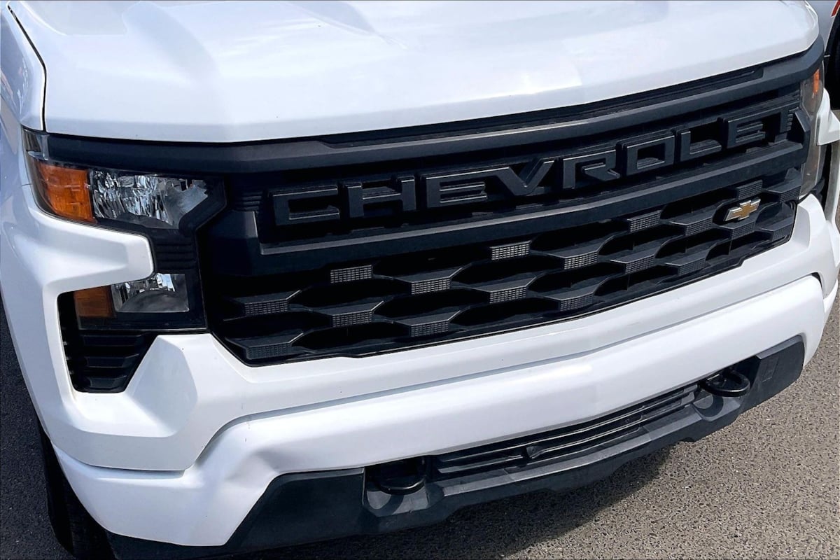 Photo 25 of this Chevrolet Silverado 1500