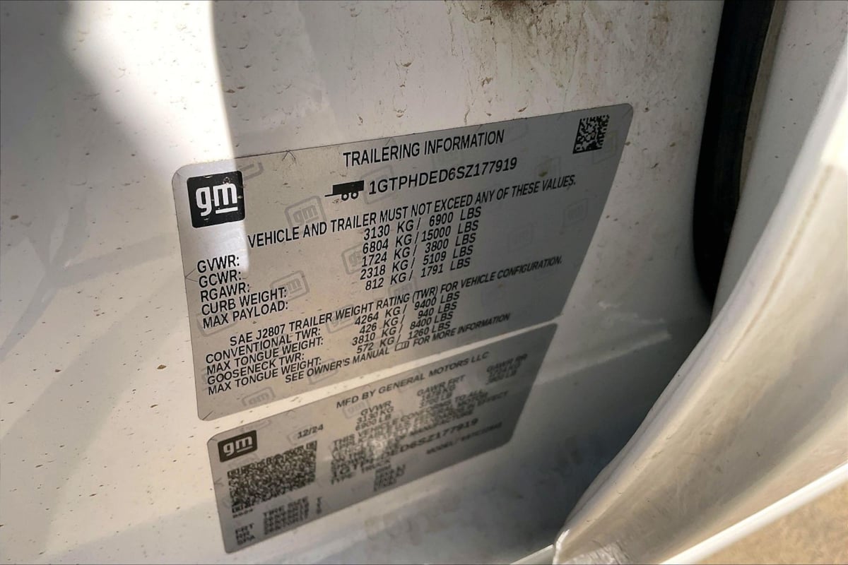Photo 27 of this GMC Sierra 1500