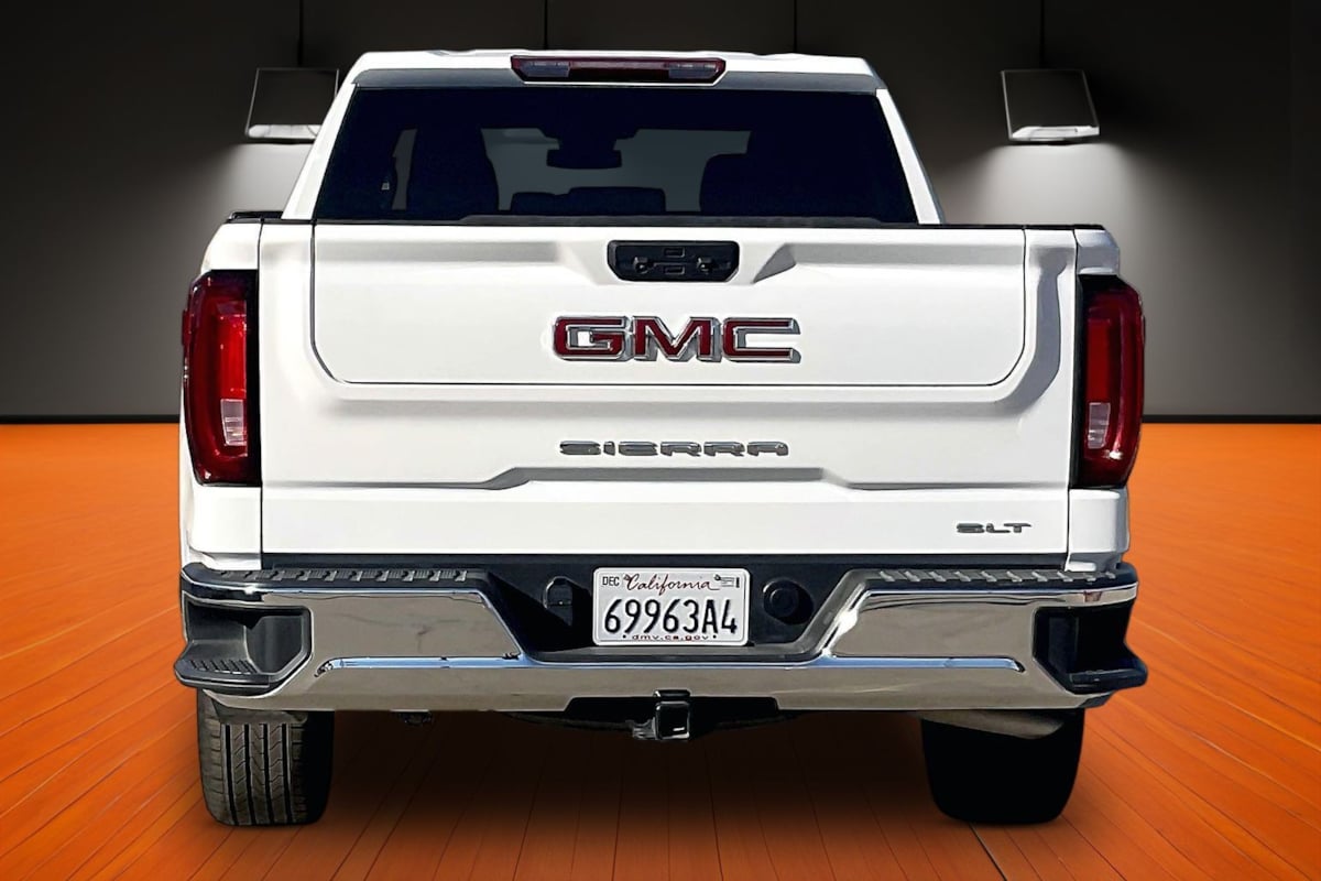 Photo 4 of this GMC Sierra 1500