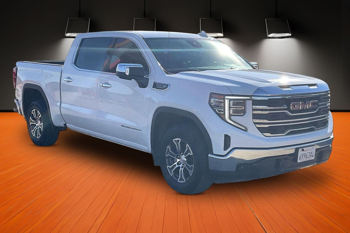 Photo 3 of this GMC Sierra 1500