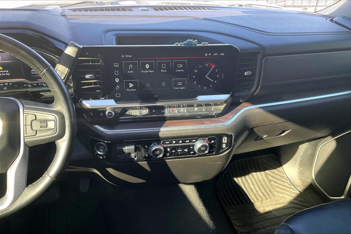 Photo 6 of this GMC Sierra 1500