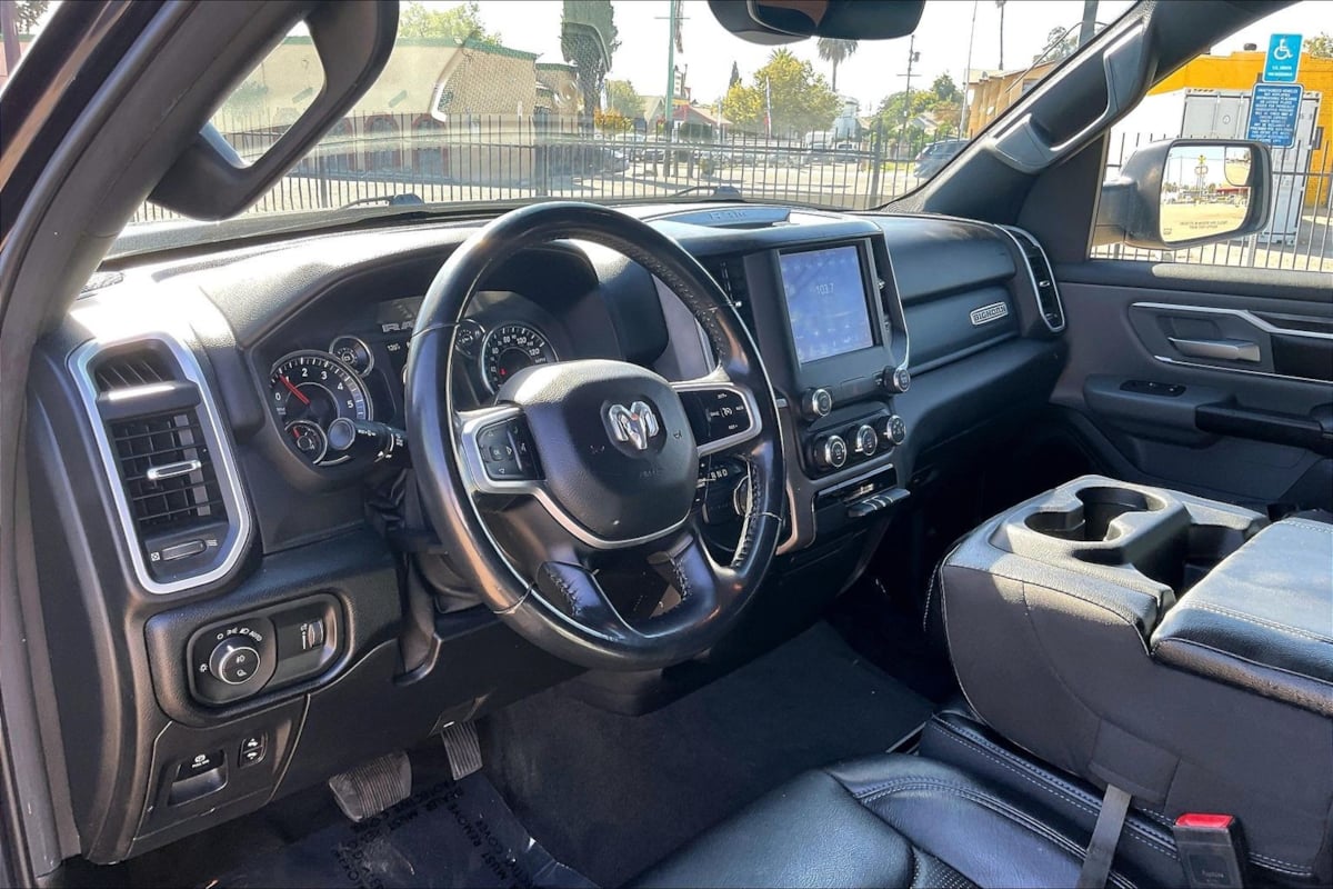Photo 12 of this Ram 1500