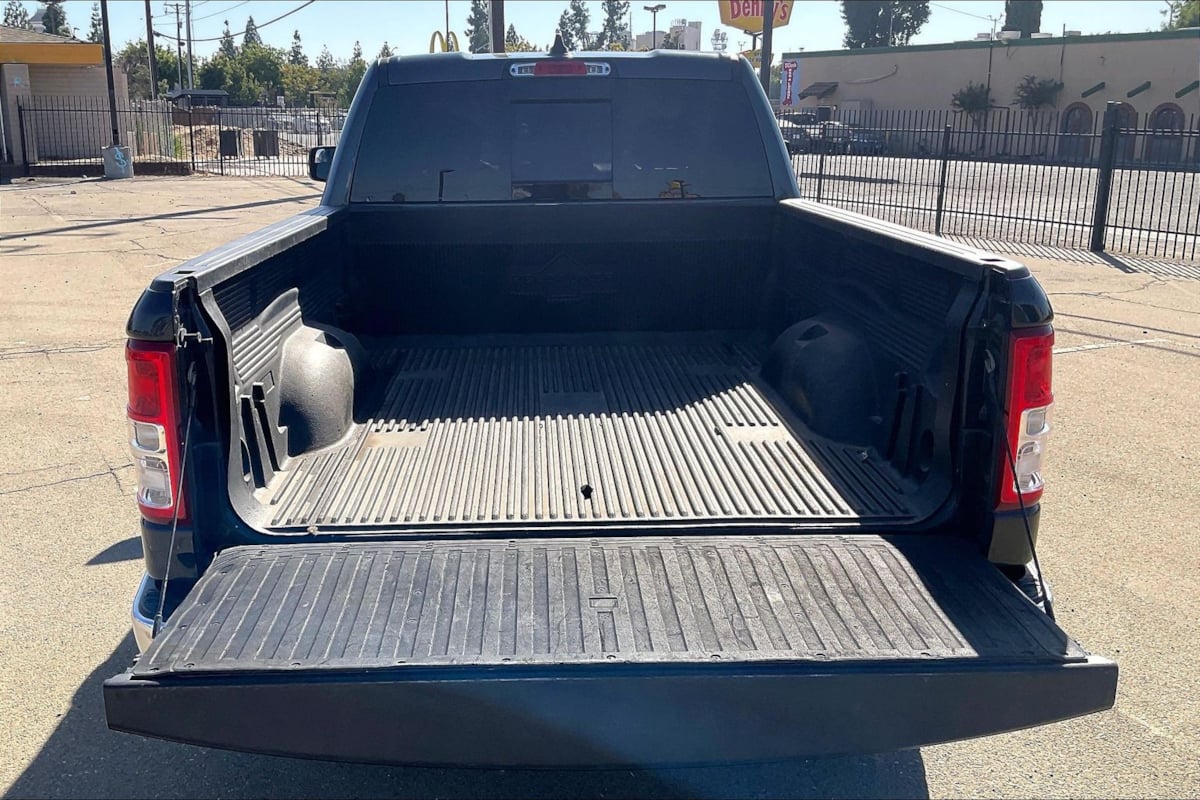 Photo 26 of this Ram 1500
