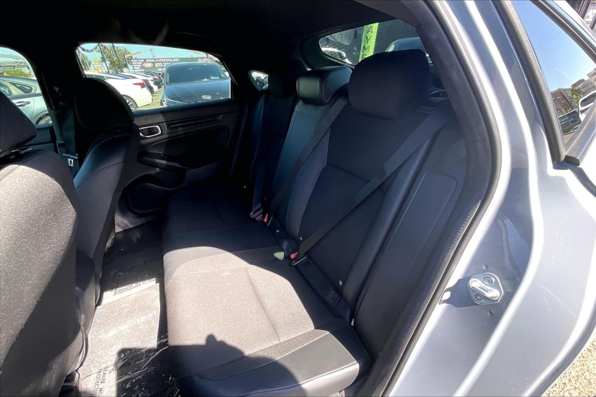 Photo 21 of this Honda Civic Hatchback