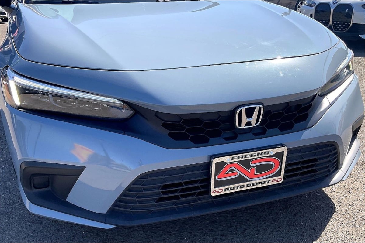 Photo 25 of this Honda Civic Hatchback