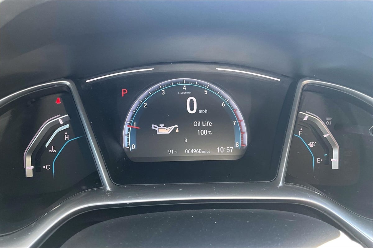 Photo 16 of this Honda Civic Sedan
