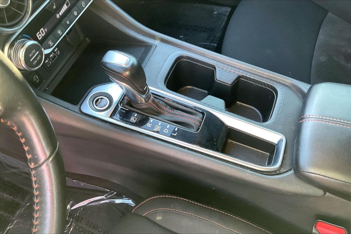 Photo 15 of this Nissan Sentra