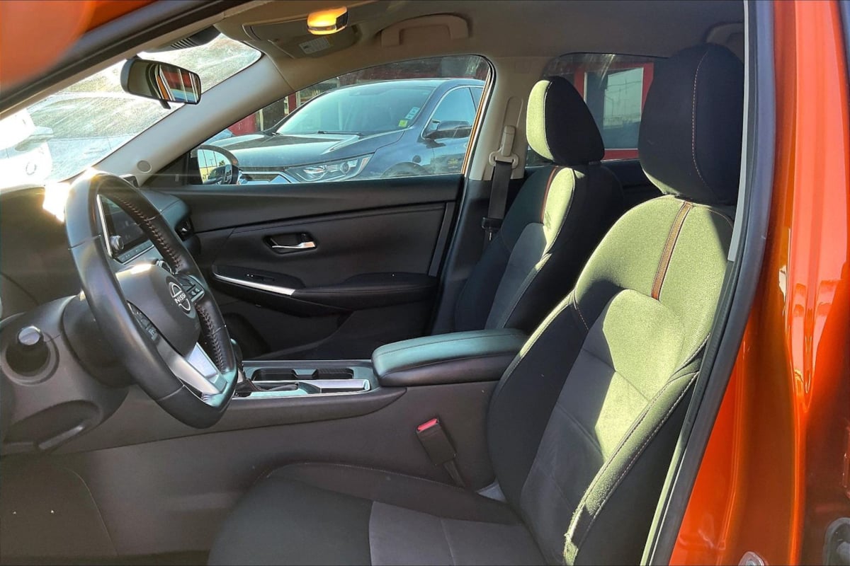 Photo 20 of this Nissan Sentra