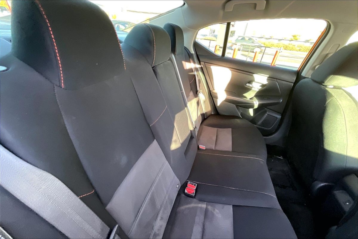Photo 22 of this Nissan Sentra