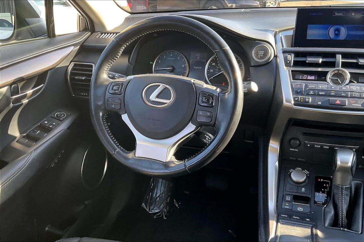 Photo 5 of this Lexus NX 200t
