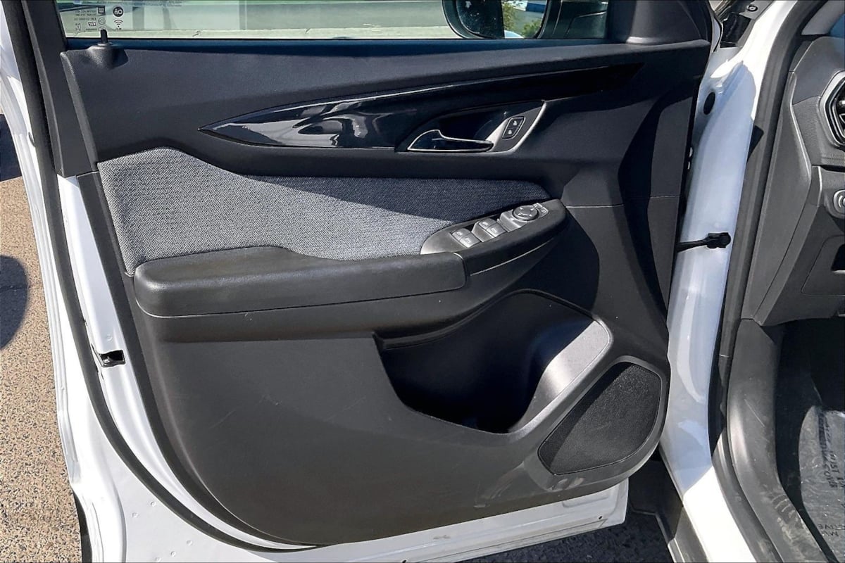 Photo 18 of this Chevrolet Trailblazer
