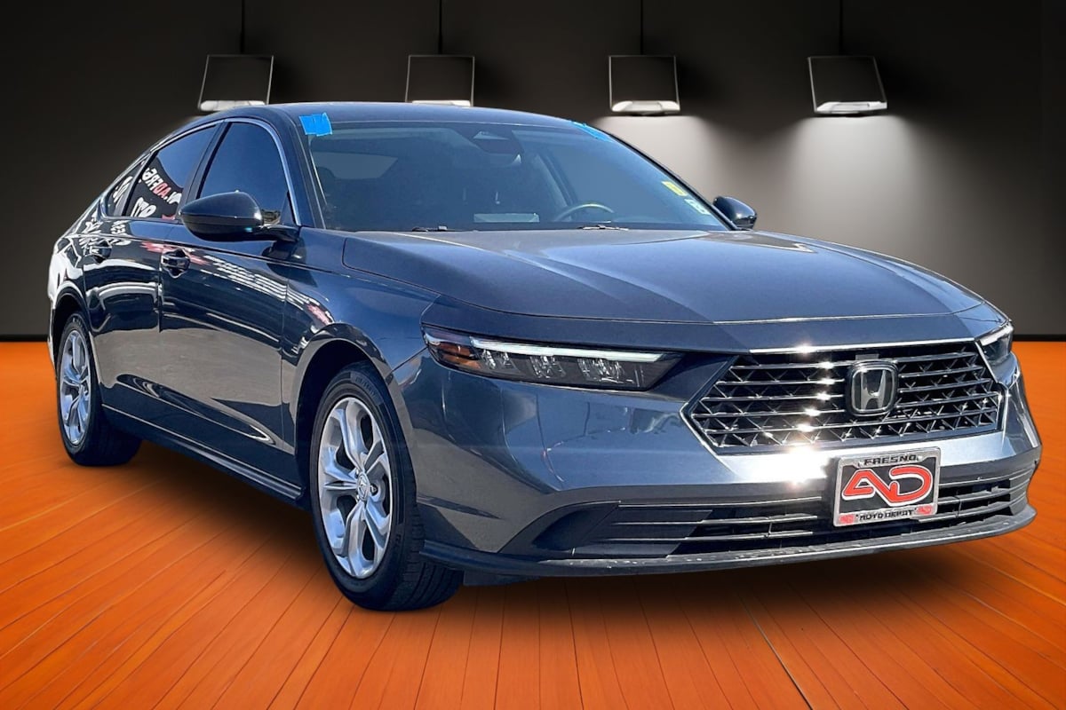 Photo 3 of this Honda Accord Sedan