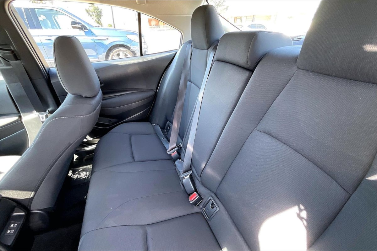 Photo 21 of this Toyota Corolla