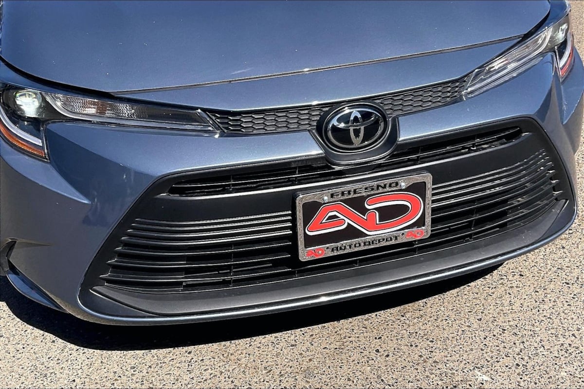 Photo 25 of this Toyota Corolla