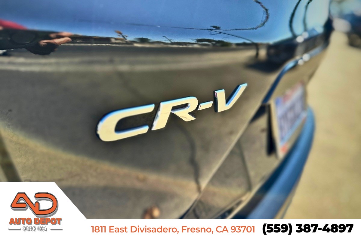 Photo 14 of this Honda CR-V Hybrid