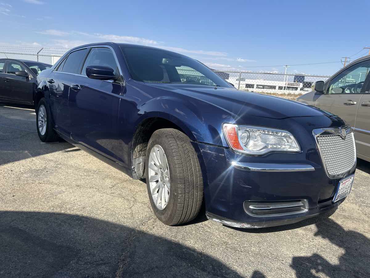 Used 2014 Chrysler 300 Base with VIN 2C3CCAAG8EH375938 for sale in Victorville, CA