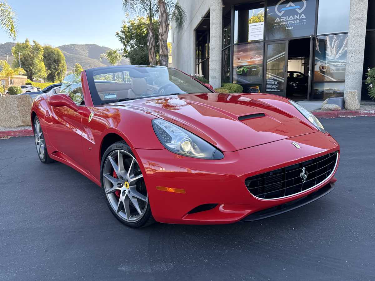 2010 Ferrari California 