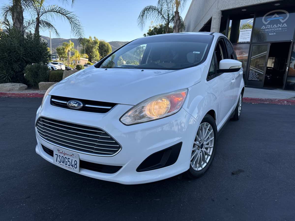 2016 Ford C-Max SE photo 2