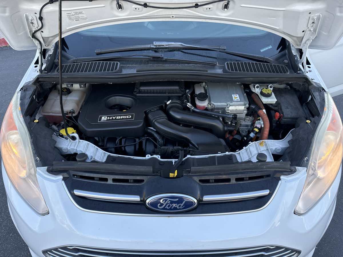 2016 Ford C-Max SE photo 28