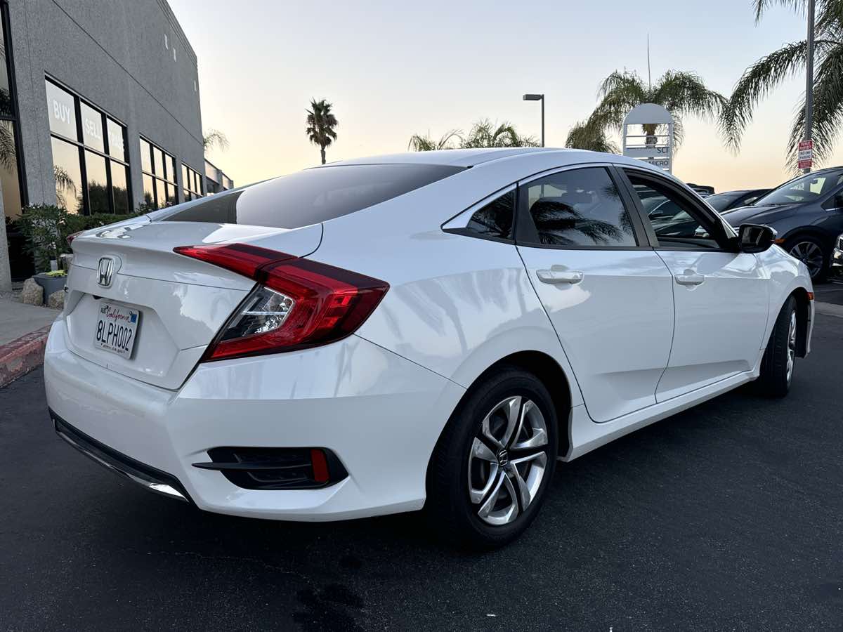 2019 Honda Civic LX photo 5