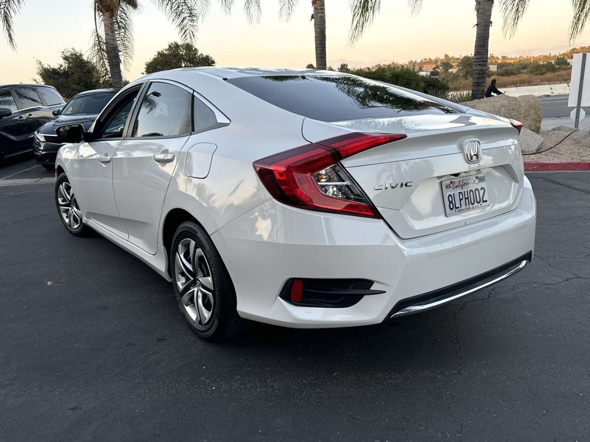 2019 Honda Civic LX photo 6