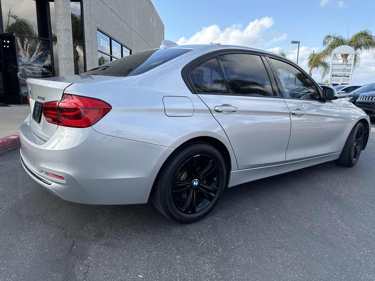 2016 BMW 3 Series 328i photo 5