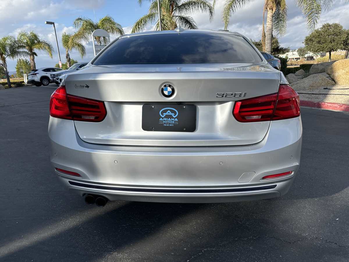 2016 BMW 3 Series 328i photo 14