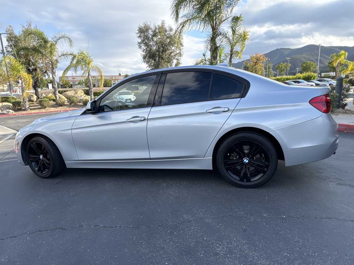 2016 BMW 3 Series 328i photo 17