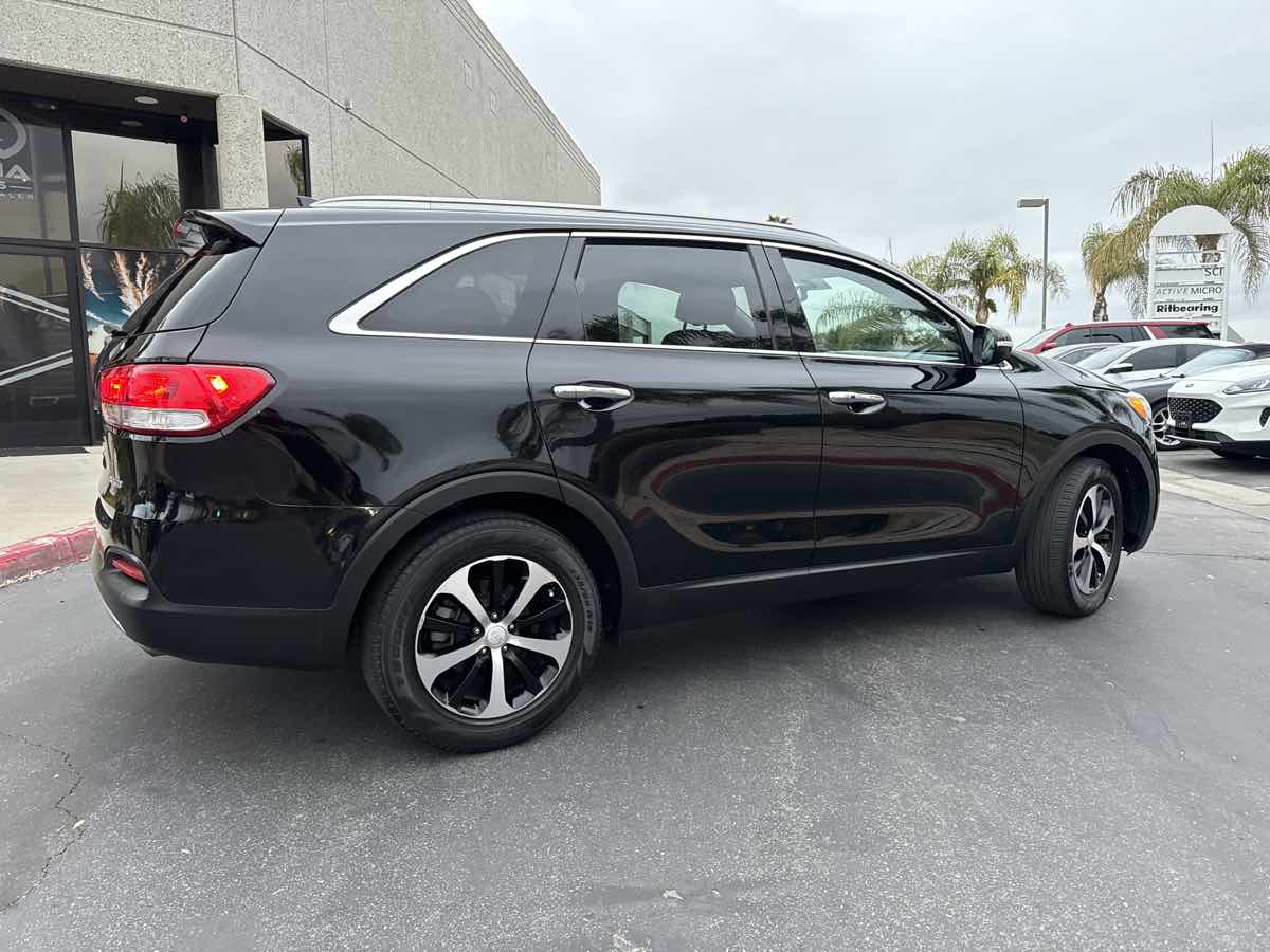 2018 Kia Sorento EX photo 8