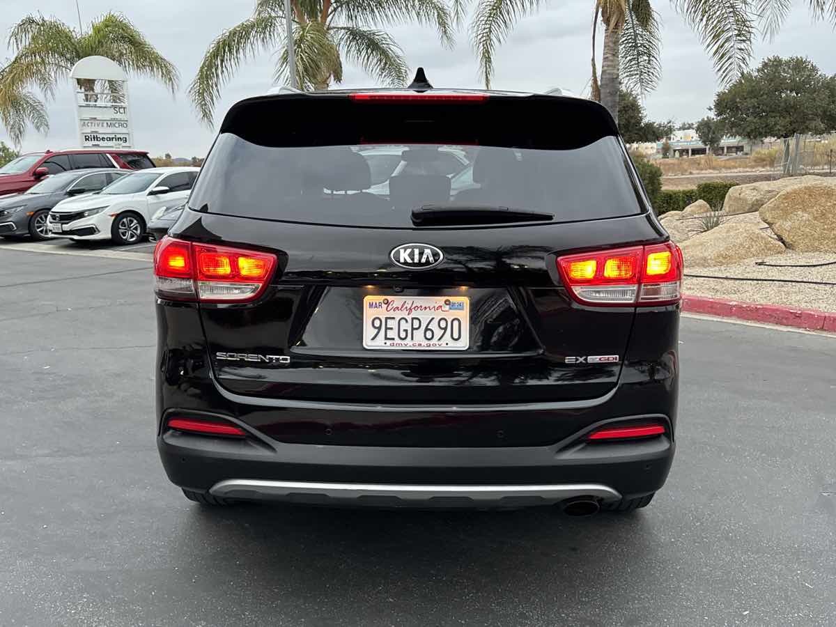 2018 Kia Sorento EX photo 9